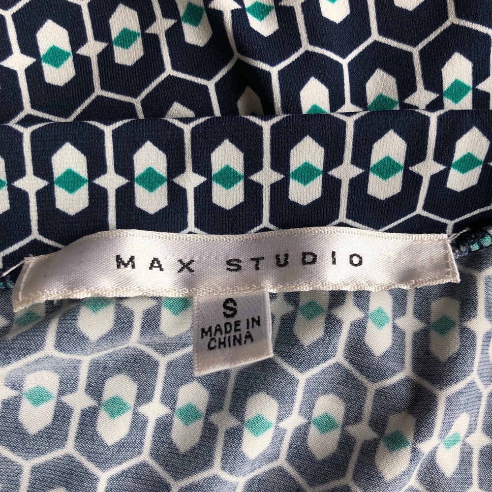 Max Studio | Navy Patterned Skirt - Picture 3 of 3